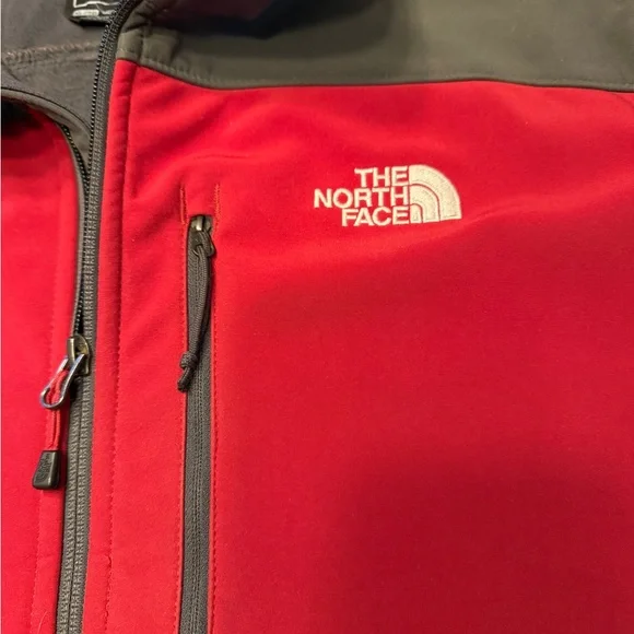 The North Face Men's Red and Gray Performance Jacket - Picture 3 of 12